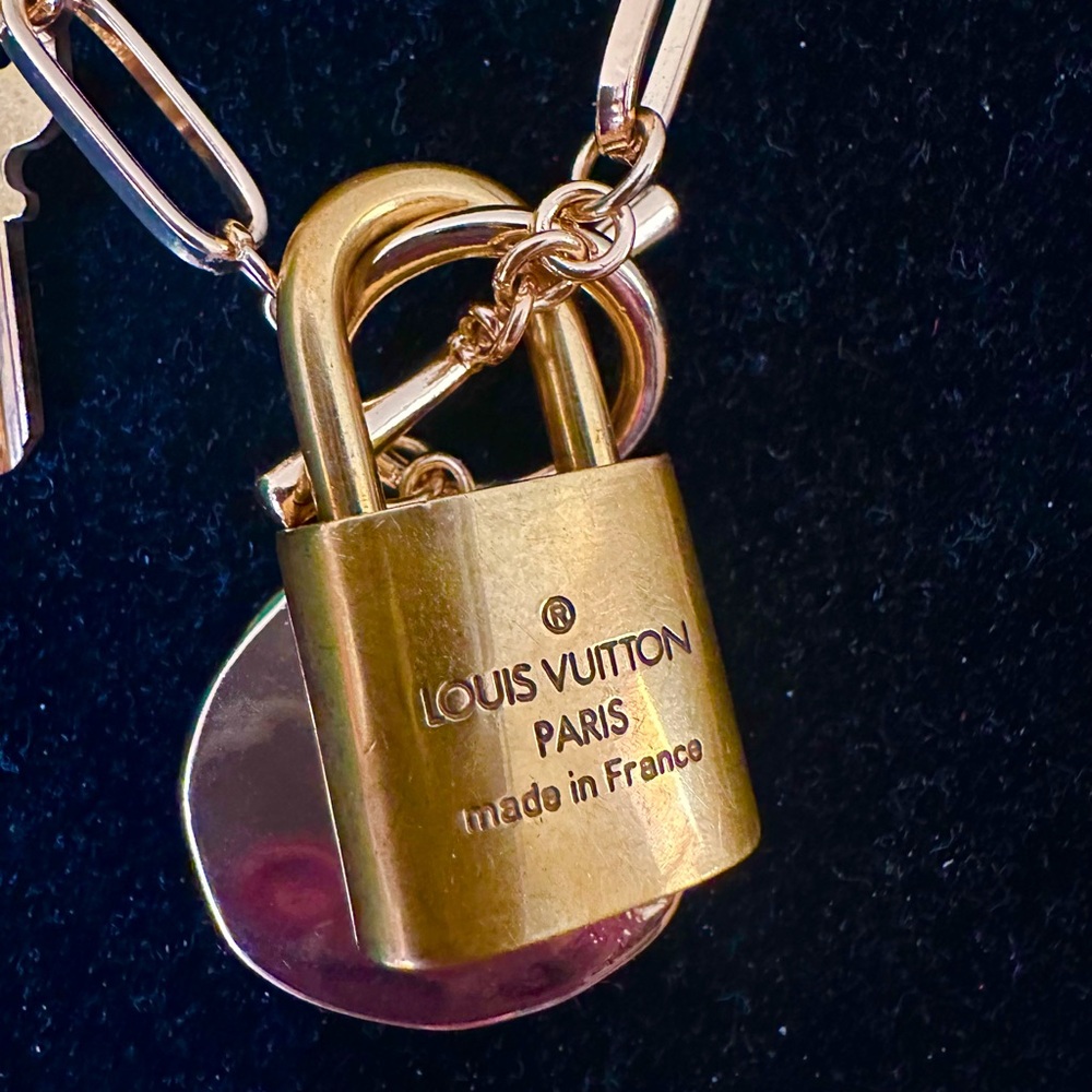 Louis Vuitton padlock with toggle necklace